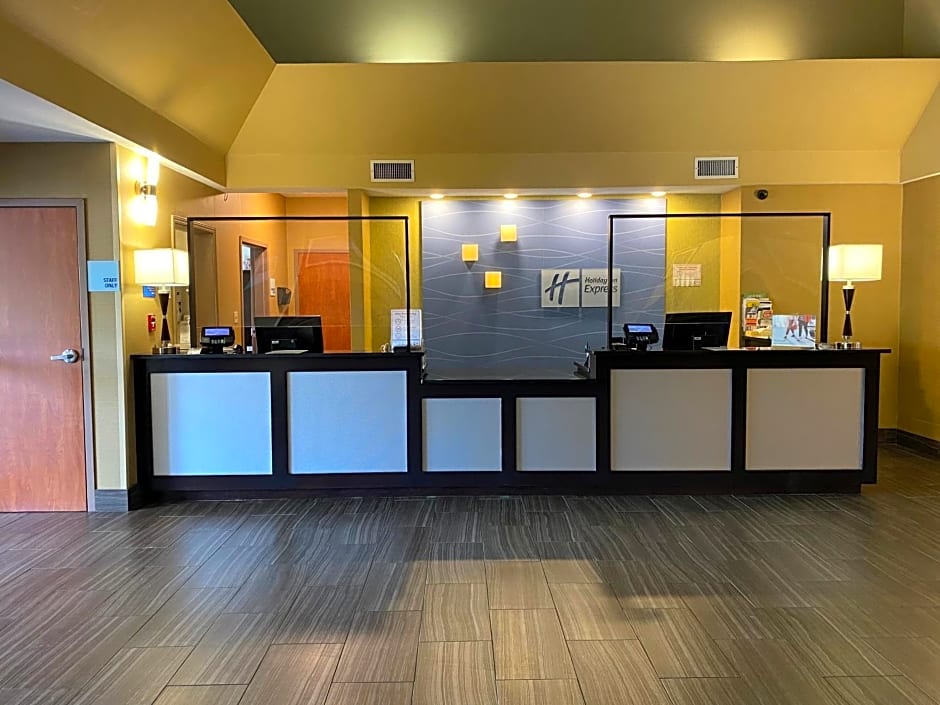 Holiday Inn Express Hotel & Suites Edmond, an IHG Hotel