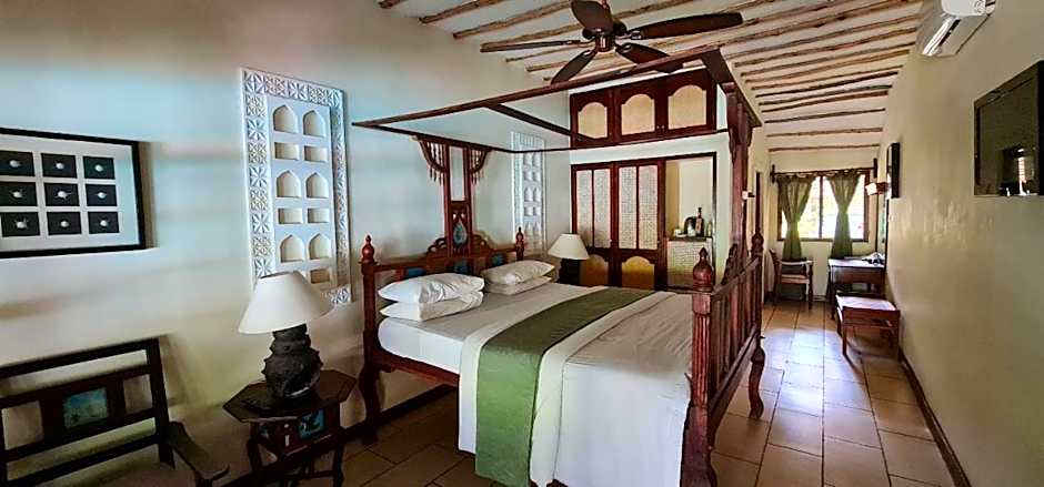Photo 1 of 1 of 1 Double Bed or 2 Beds, Side Sea View
