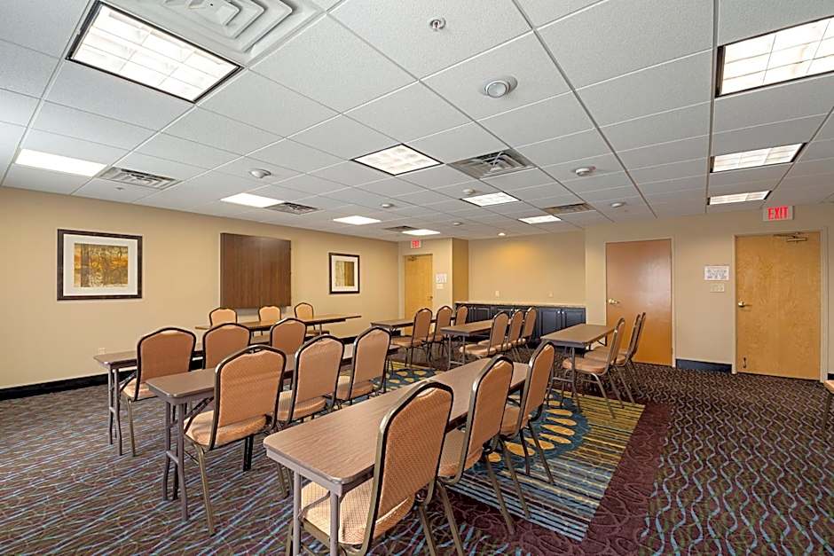 Holiday Inn Express Bloomington West By IHG