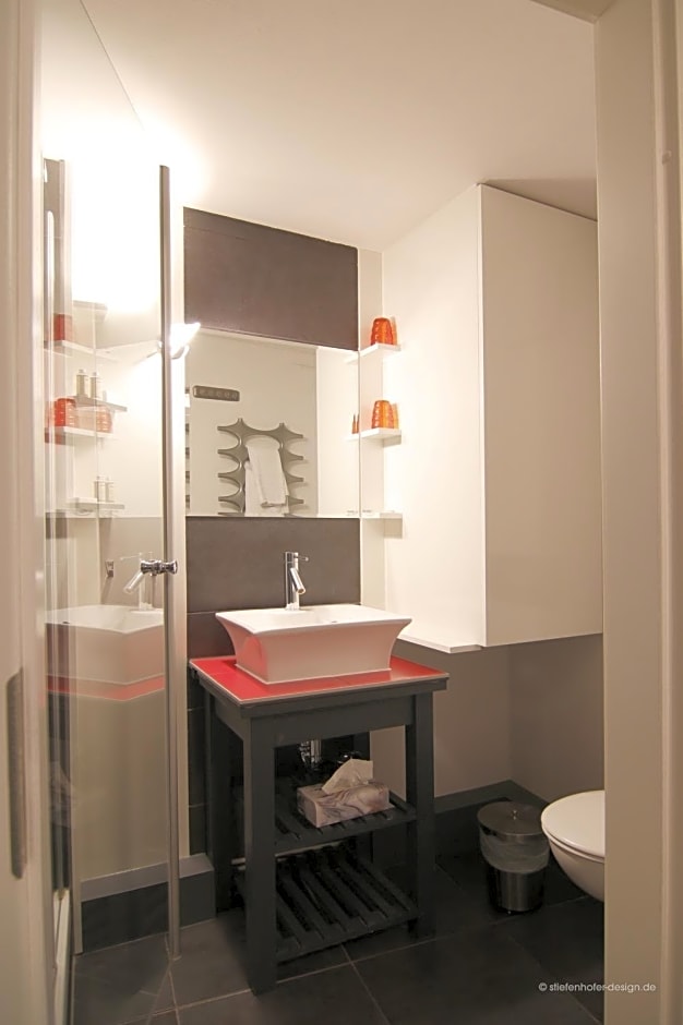 Elements Hotel
