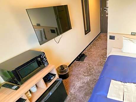 Triple Room - Non-Smoking