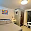UNO'S Place with Karaoke,Wifi,Netflix and Balcony