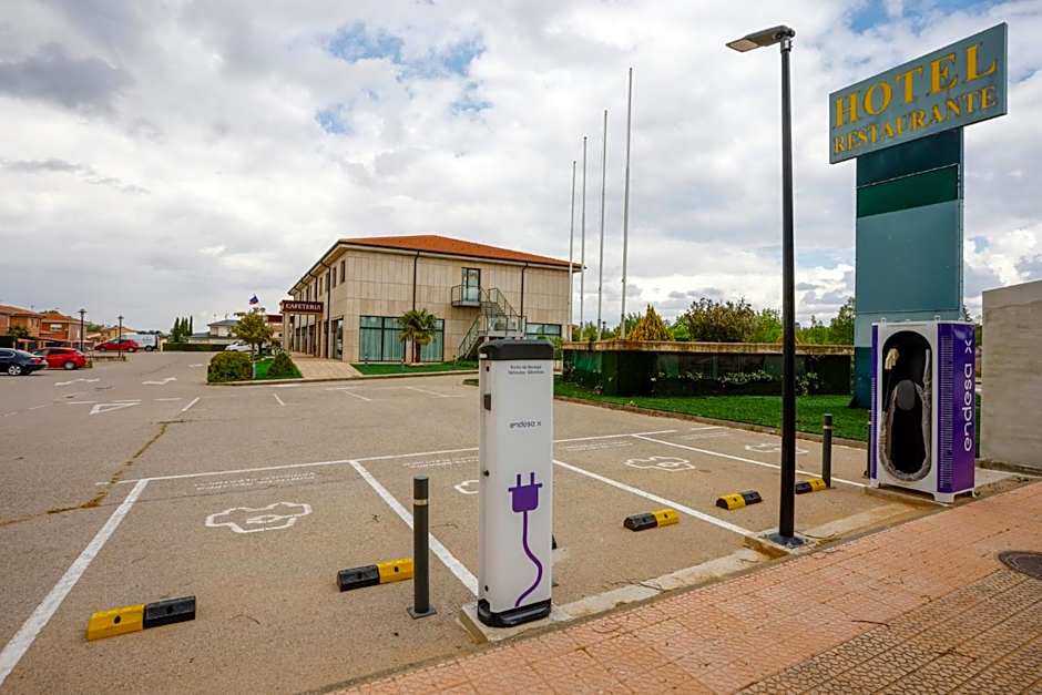 Hotel Villa De Almazan