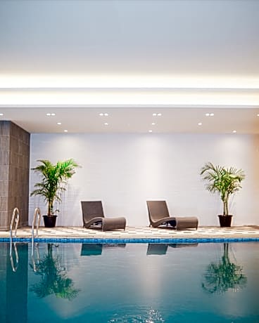 Orchardz Jayakarta Hotel