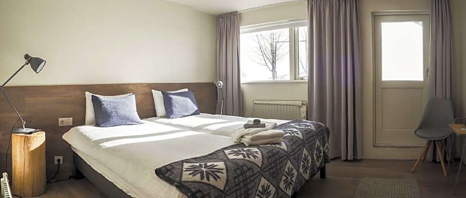 Farmhouse Lodge