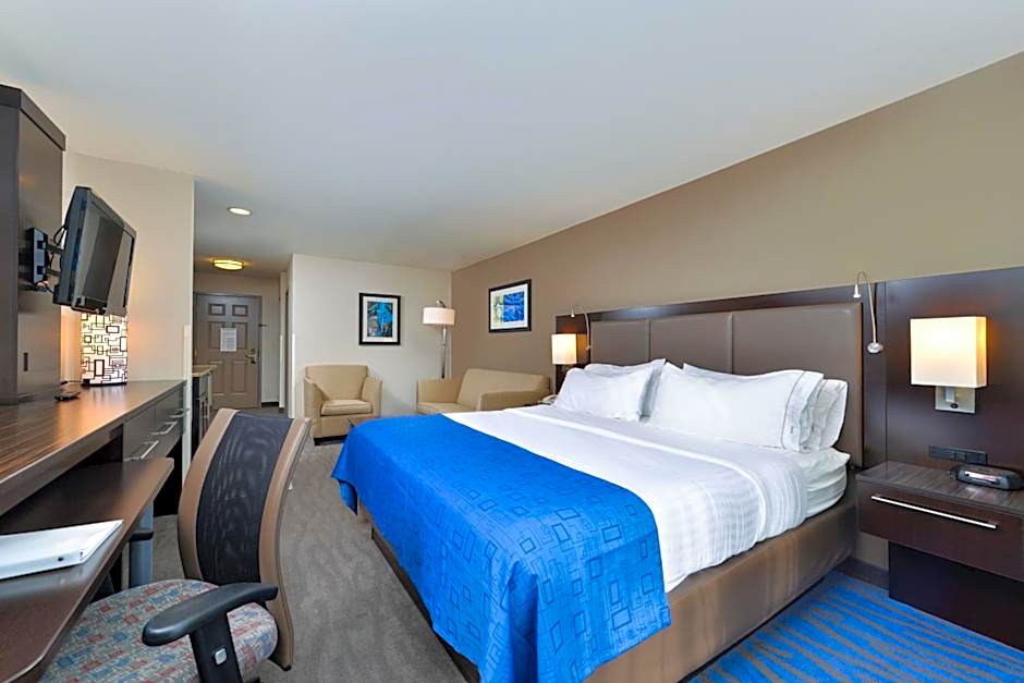 Holiday Inn Express Hotel & Suites St. Louis West-OFallon By IHG