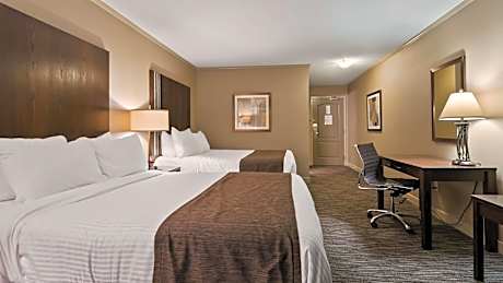 Queen Room with Two Queen Beds - Pet-Friendly/Non-Smoking