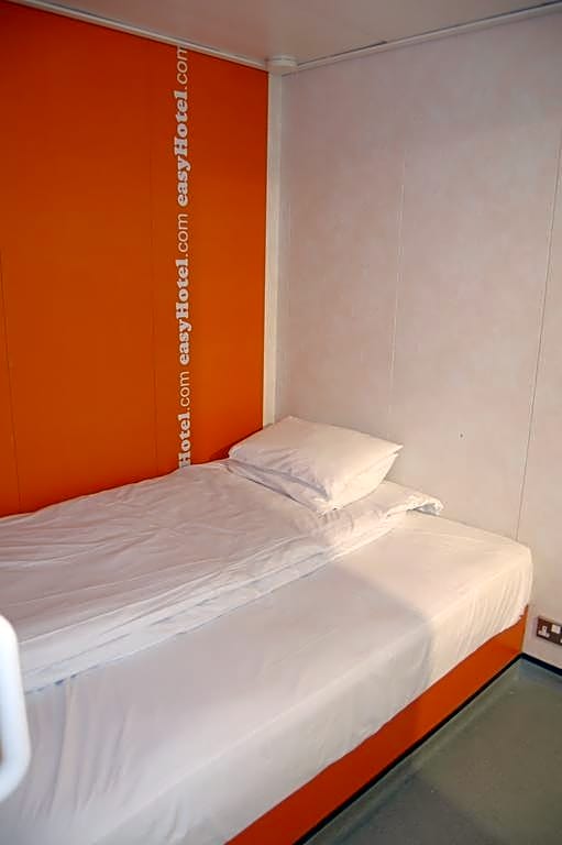 EasyHotel South Kensington