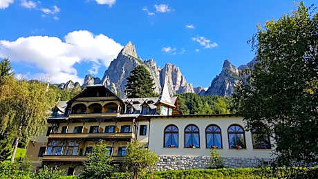 Hotel Salegg