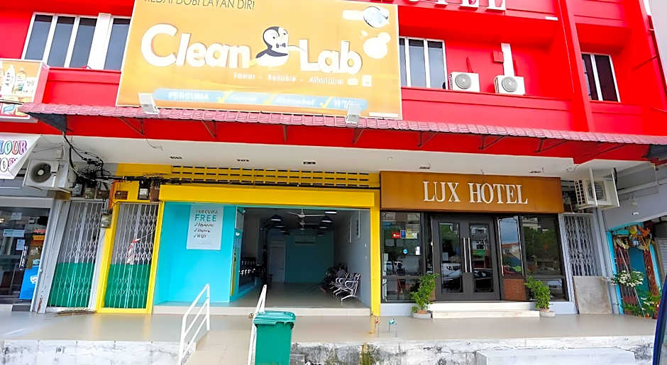 Lux Hotel