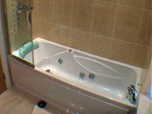 Earle House Serviced Apartments