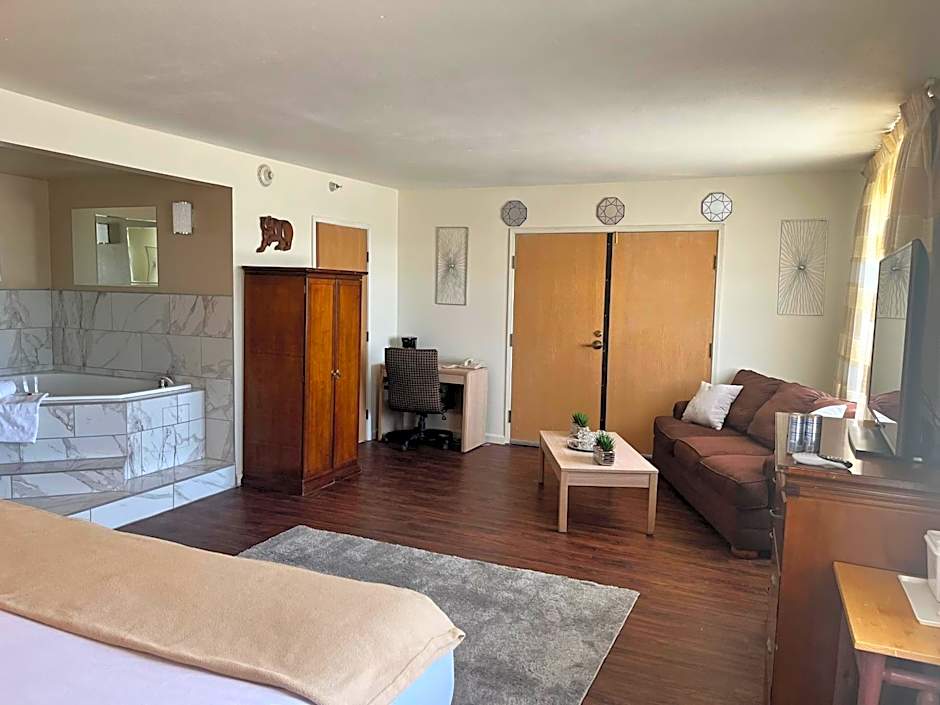 Ramada by Wyndham Anchorage