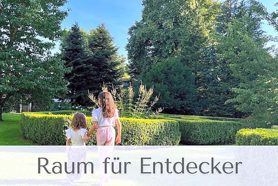 Gutshaus Volzrade Hotel & Ferienwohnungen in Elbnähe