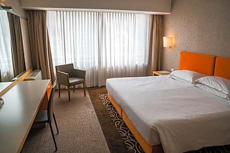 1 QUEEN BED,COMFORT ROOM