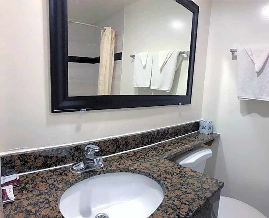 Starlight Inn Canoga Park
