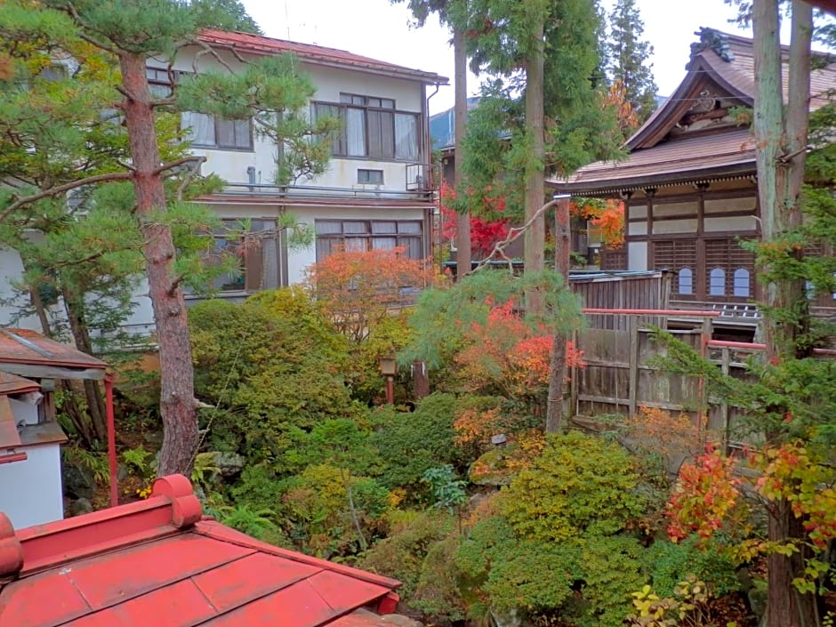 Maruka Ryokan