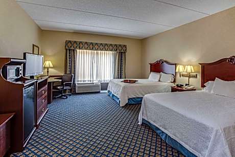 Queen Room with Two Queen Beds - Mobility and Hearing Access/Non-Smoking