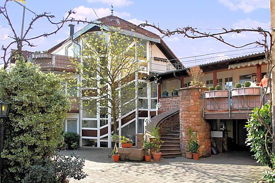 Hotel- Restaurant Zum Schwan