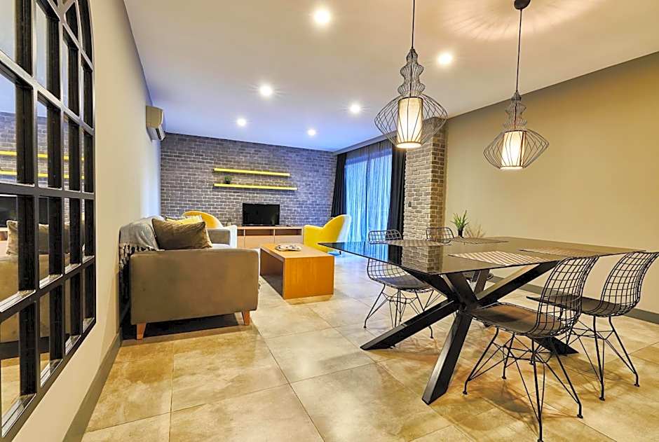Loft 1502 Hotel