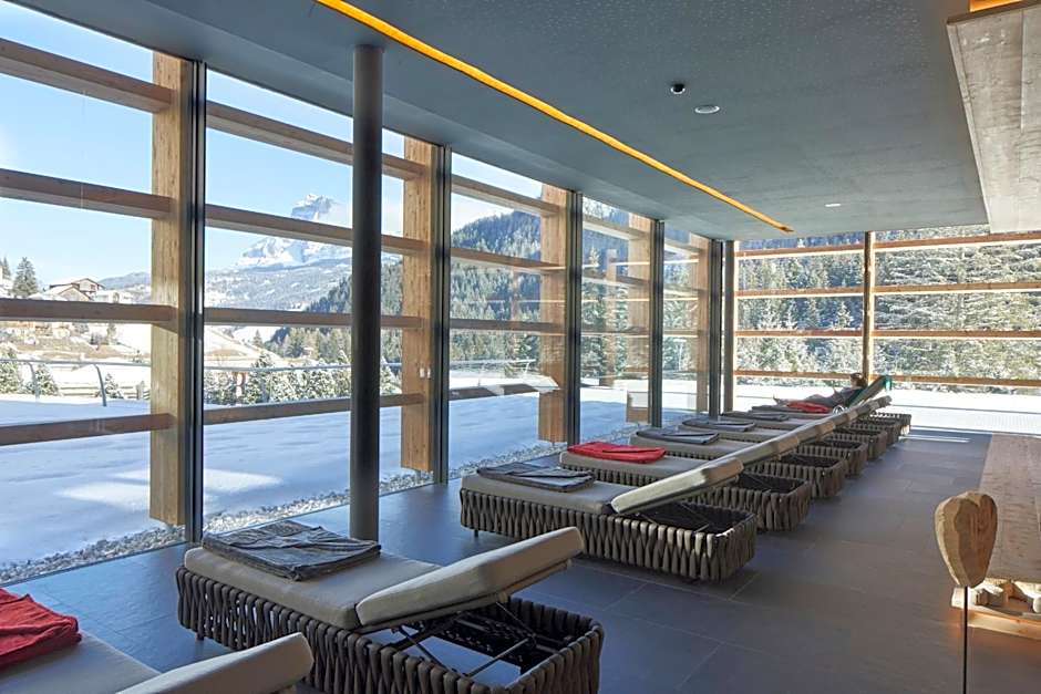 Hotel Cristallo - Wellness Mountain Living