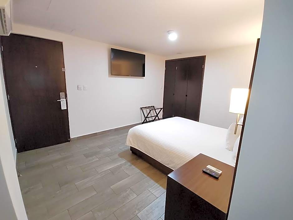 Ramada by Wyndham Tampico Centro