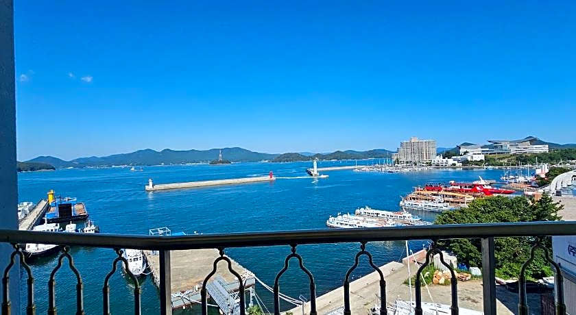Tongyeong Bay Condo Hotel