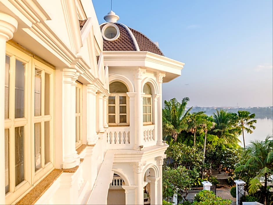 Villa Song Saigon (Saigon River Villa)