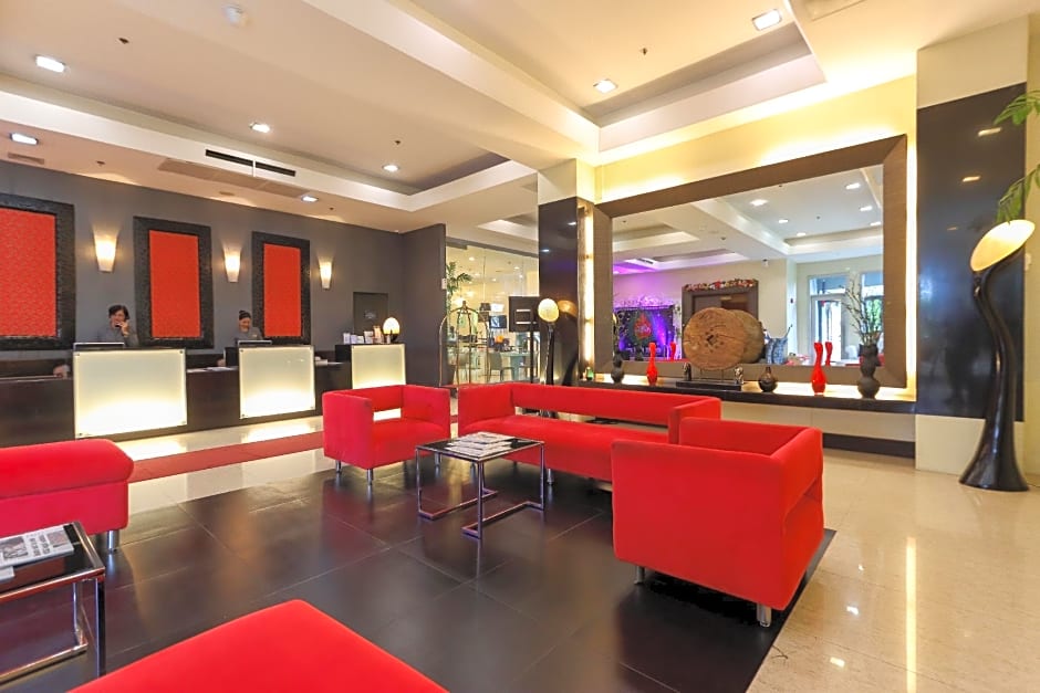 Paseo Premiere Hotel