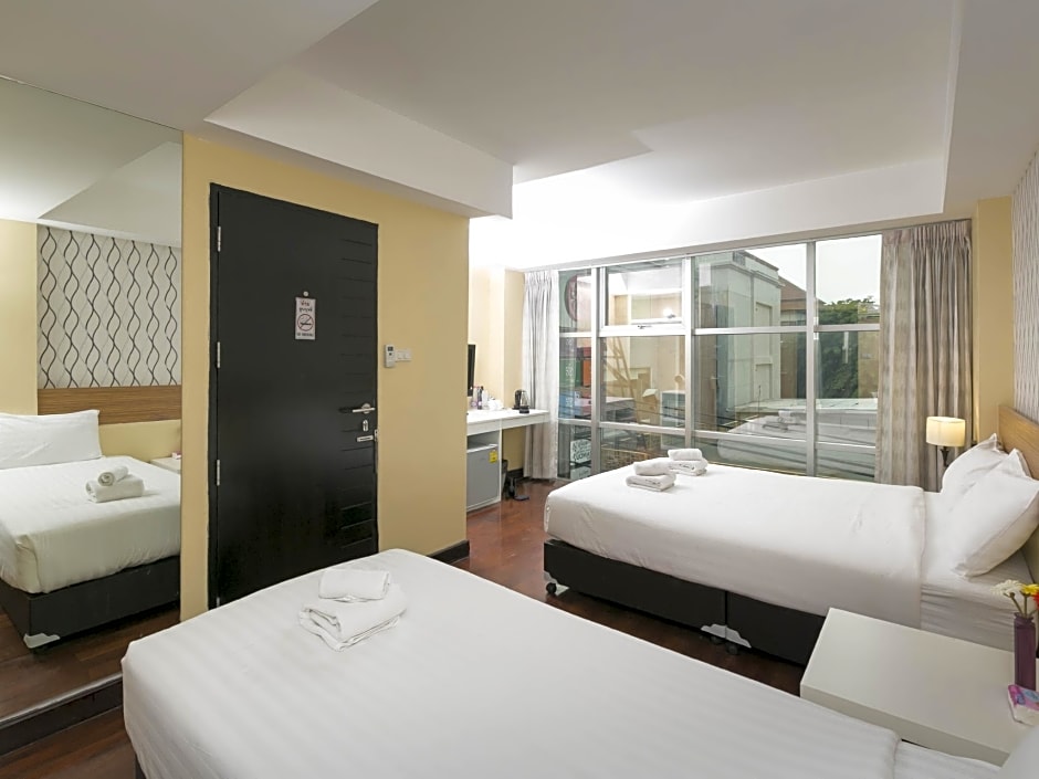 Snooze Hotel Thonglor Bangkok