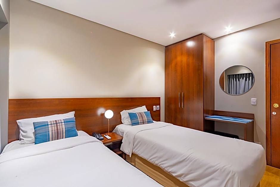 Mercure Curitiba Golden Hotel