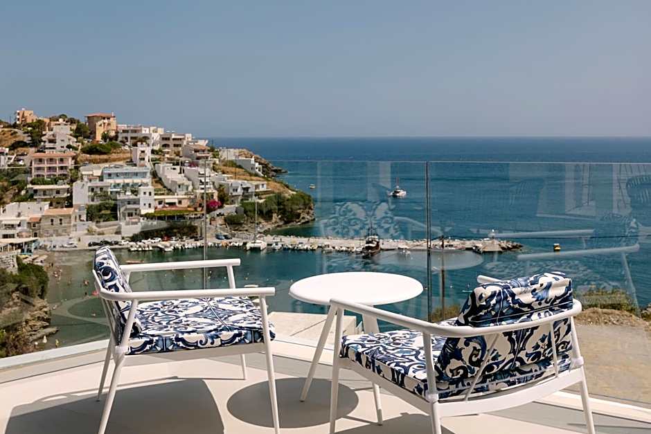 Golden Luxury Suites