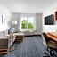 TownePlace Suites by Marriott Manchester-Boston Regional Airport