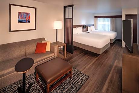 Queen Room with Two Queen Beds, Sofa Bed and Accessible Tub