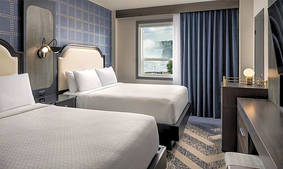 The Brock Niagara Falls Fallsview, Tapestry by Hilton