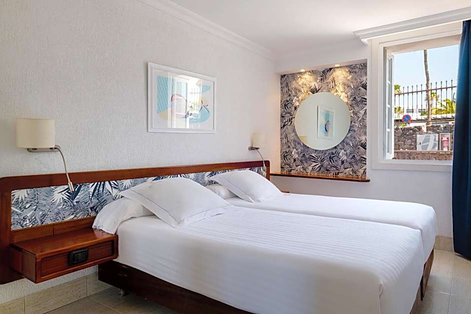 Plus Fariones Apartamentos