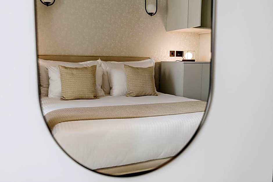Dock 1 Boutique Hotel
