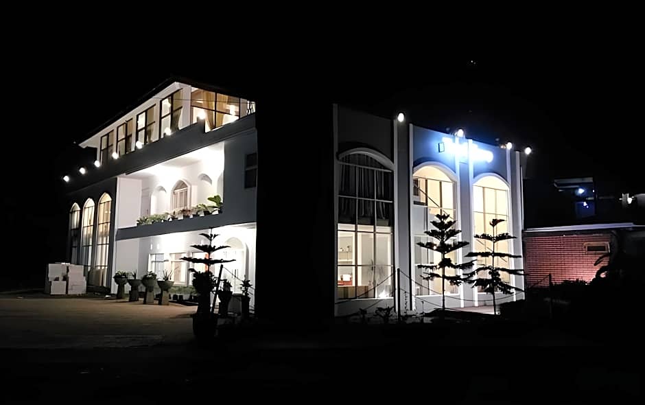 Tani Jiwo Hostel