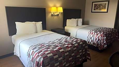 Deluxe Room with Two Double Beds Non-Smoking