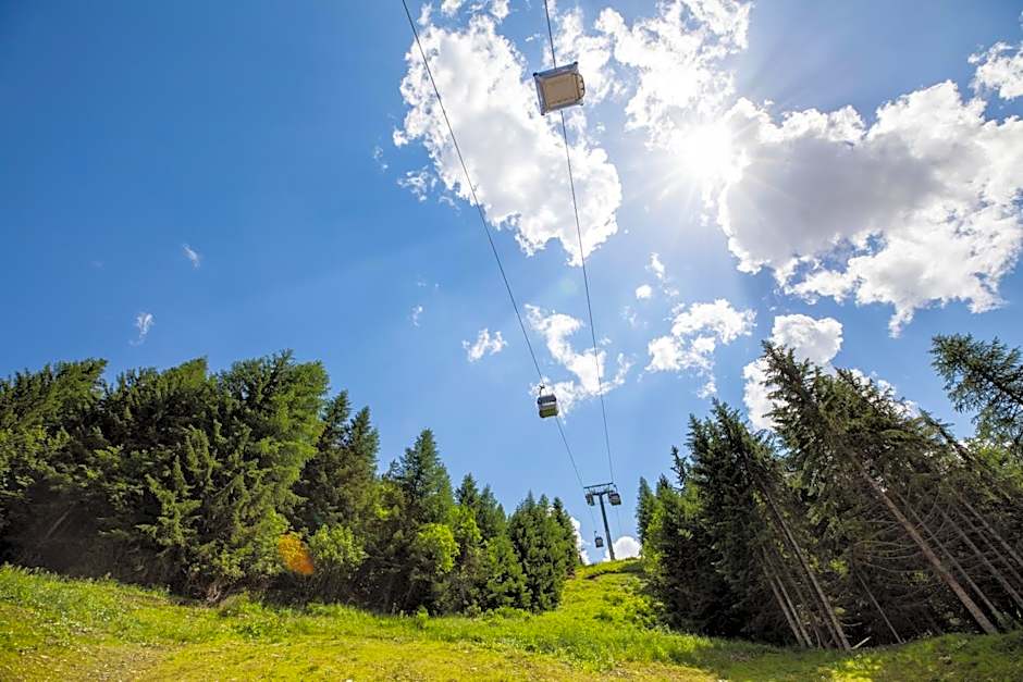 SOWELL Family Valfrejus