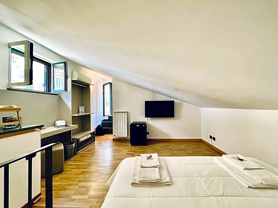 Eterea Charming Suites