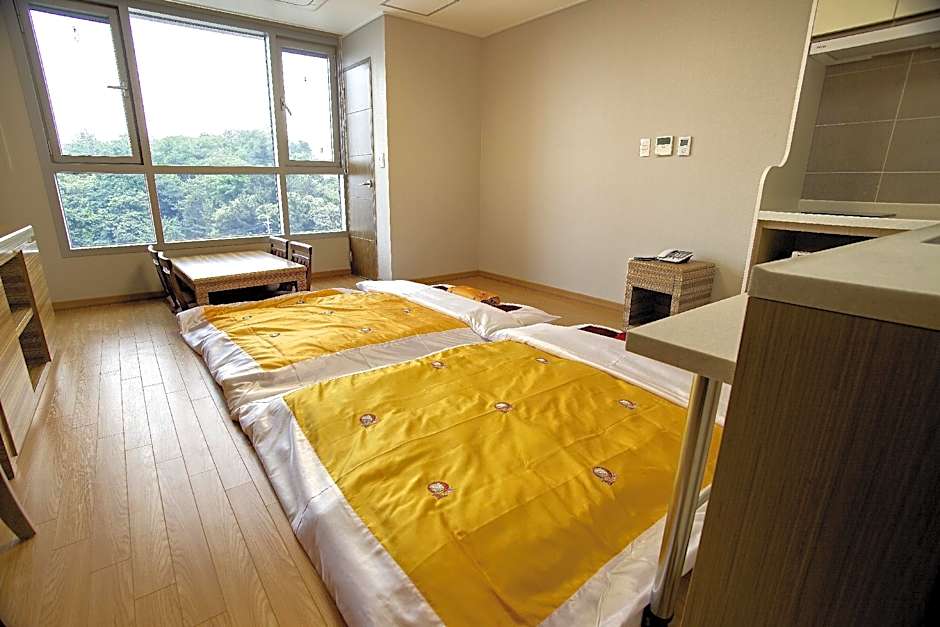 Photo 1 of 4 of Superior Condo, City View