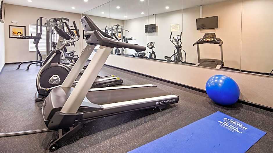 Best Western Plus Denver City Hotel & Suites