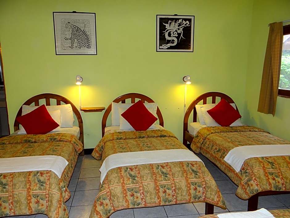 Hotel Jaguar Inn Tikal