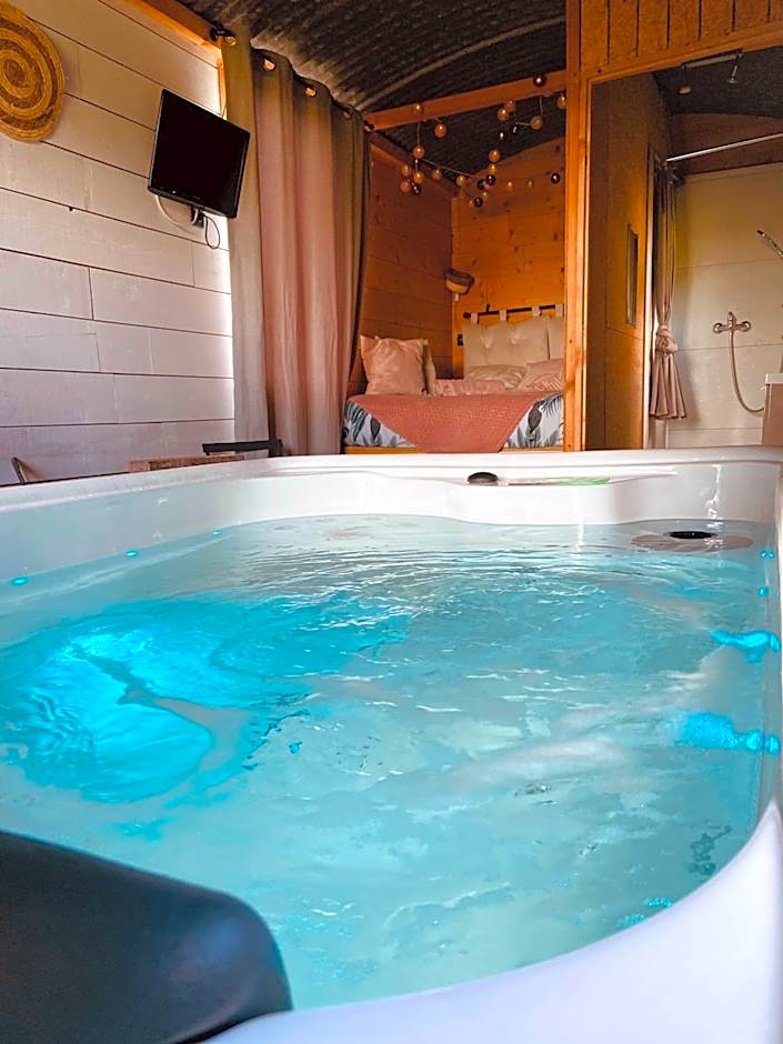 Chambre avec spa privé