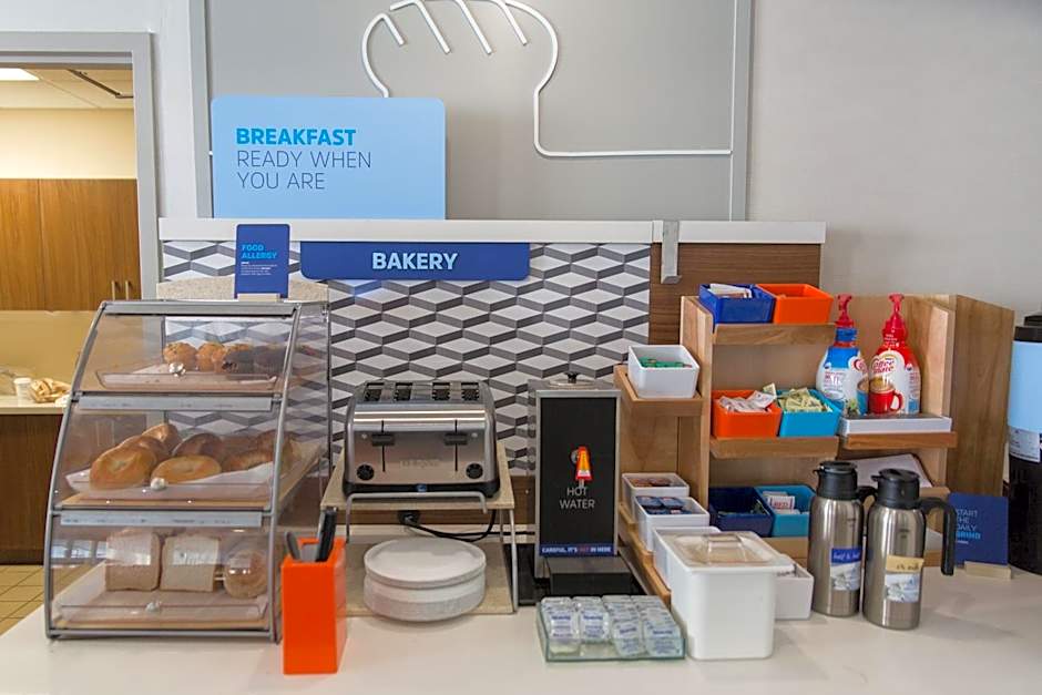 Holiday Inn Express Brampton By IHG