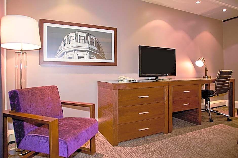 Sandman Signature London Gatwick