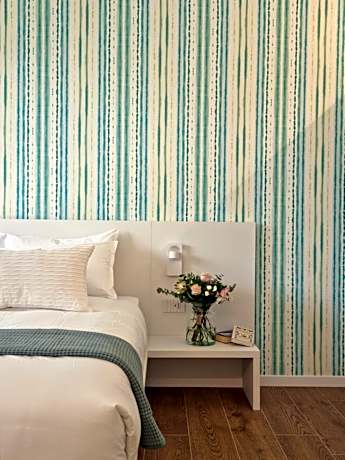 Junior Suite with Garden View