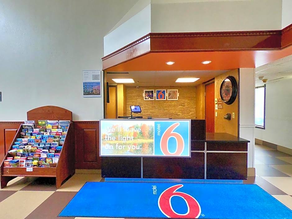 Motel 6-Levittown, PA - Bensalem