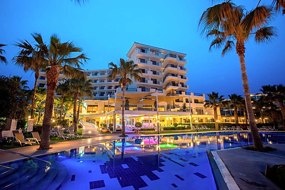 Aquamare Beach Hotel & Spa