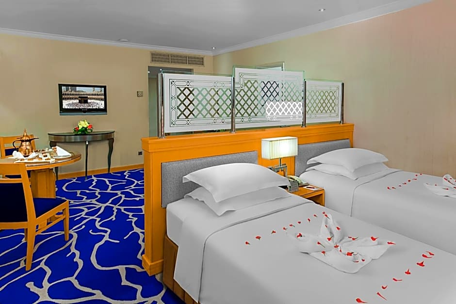 Photo 1 of 4 of Studio 2 Twin Beds Suite